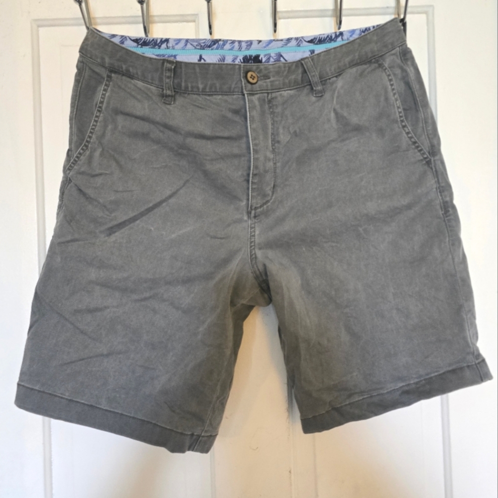Tommy Bahama Shorts, Gray, Size 36